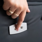 Fotel Masujący Elektrycznie Rozkładany JASPER Czarny Ekoskóra